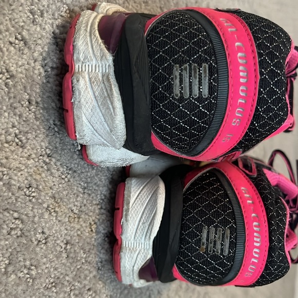 ASICS Cumulus 15 US8 - Picture 6 of 11